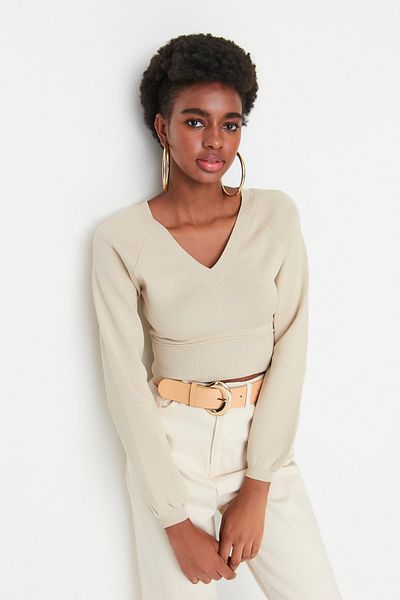 Trendyol Collection Stone Crop V-Neck Knitwear Sweater