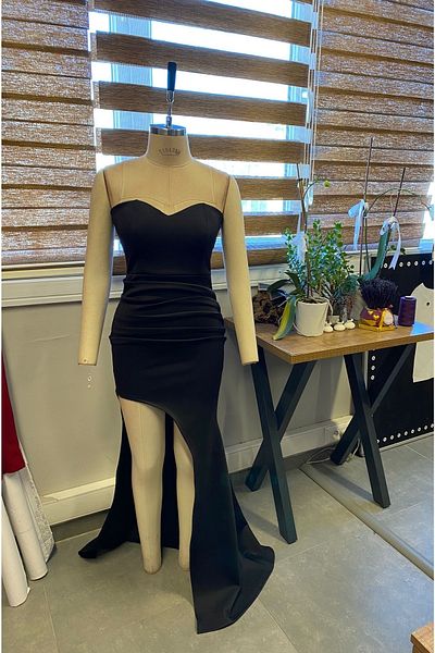 Secret Passion Lingerie Μαύρο Χρώμα Stpalez Πέτο Κοιλιά Λεπτομέρεια Νέας σεζόν Εύκαμπτο ύφασμα με σκίσιμο μακρύ φόρεμα 582184   696