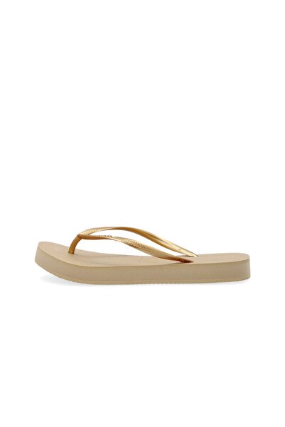 Havaianas شبشب نسائي من Airınas 4144537-0570