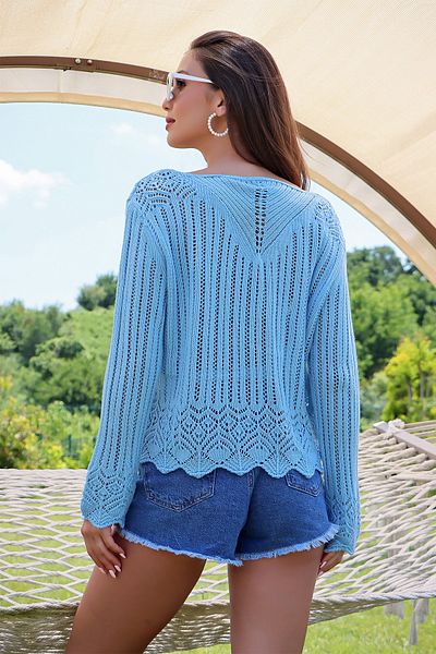 AQE FASHION Pulover cu decolteu în U albastru baby - M