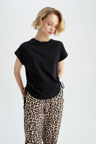 DeFacto Tričko Regular Fit Crew Neck s krátkým rukávem ze 100% bavlny