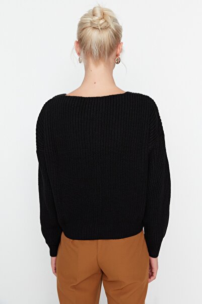 Trendyol Collection Black Wide Fit V-Neck Knitwear Cardigan TWOAW21HI0251