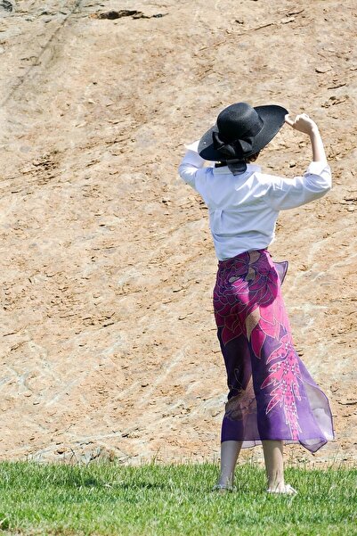 gothamvibes Парео з жіночим візерунком 003 - 95 X 145