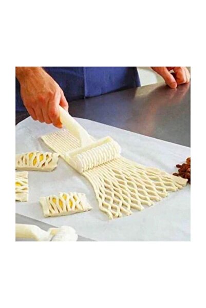 Baroness Dairesel Hareketli Kafes Şekilli Hamur Kesici Yufka Şekillendirici