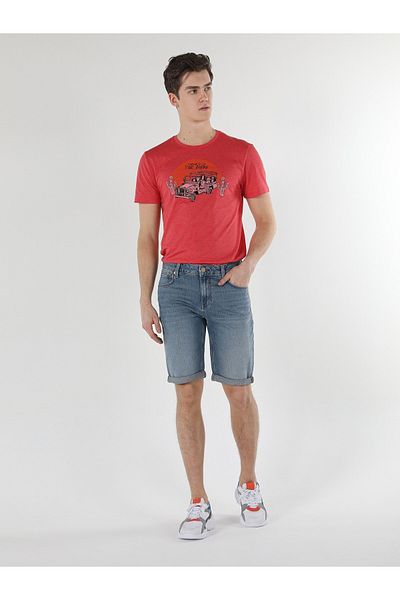 Colin's Low Waist Relaxed Cut Jean Men's Shorts