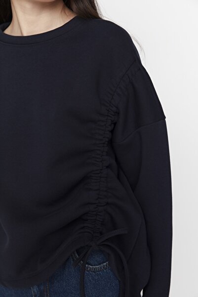 Trendyol Collection Navy Blue Gather részletes vastag polár belső kötött pulóver TWOAW23SW00053