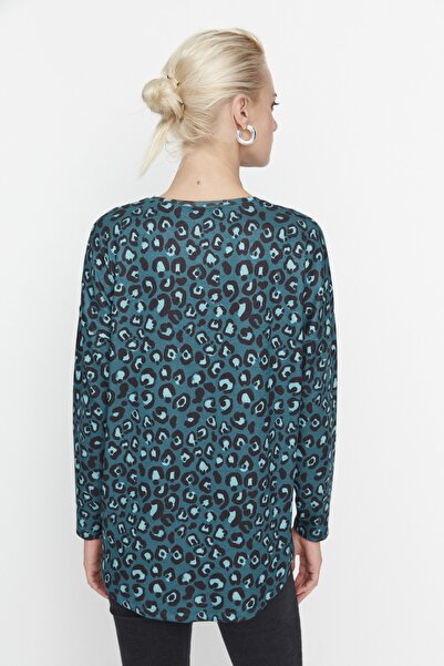 Trendyol Collection Green Patterned Oversize Knitted Blouse TWOAW23BZ00389