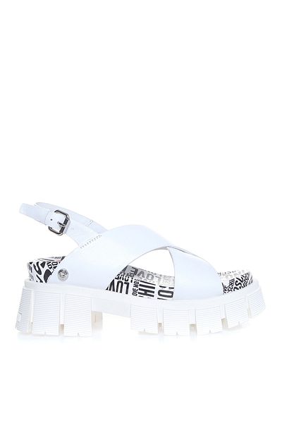 Love Moschino Sandale albe - 40 de modele