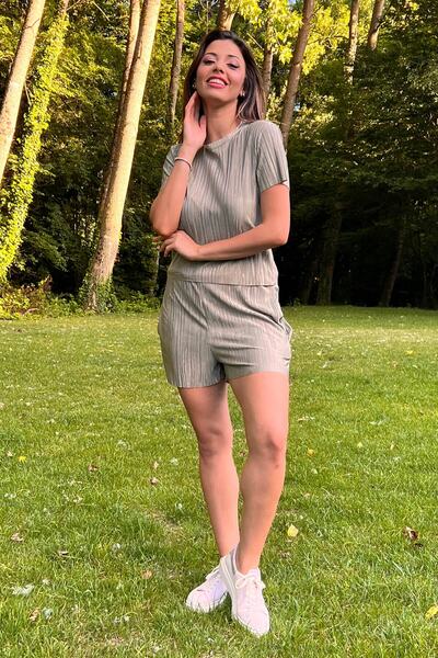 Neşeli Butik Жіночий комплект з плісированою спідницею та топом Nb10047