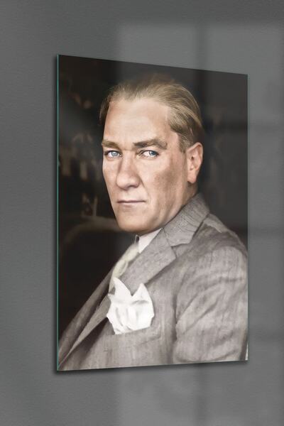 Decovetro Tablo din sticlă Ataturk în costum gri