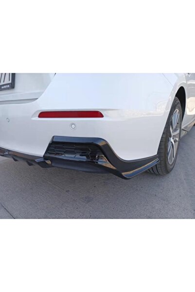 Honda Civic İçin Uyumlu Arka Flap Takımı Piano Black 2022+