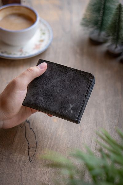 minimal X design محفظة كلاسيكية - أنثراسيت - جلد طبيعي ومصنوعة يدويًا - تصميم بسيط