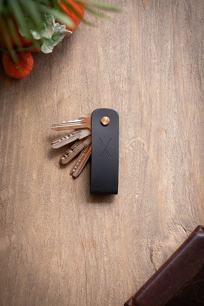 minimal X design Leather Keychain Long 3-4 Key Capacity - Black Crazy - Minimalist Design