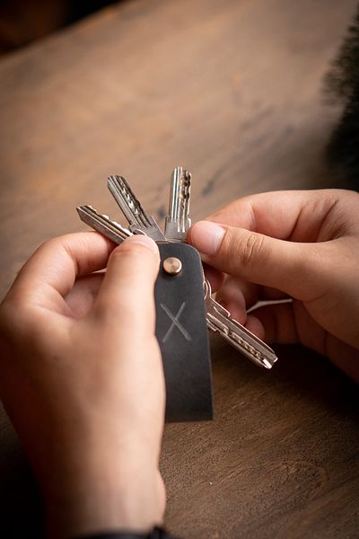 minimal X design Leather Keychain Long 3-4 Key Capacity - Anthracite - Minimalist Design
