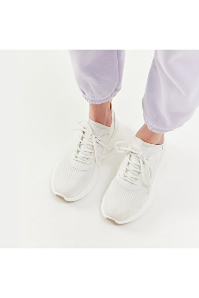 Sole Sisters Sneakers - White - Flat