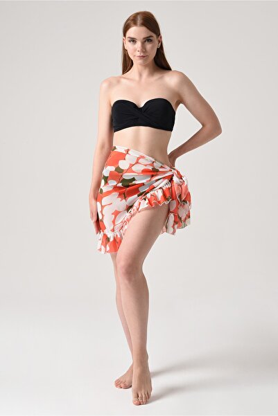 Bolder Beyaz Geometrik Desen Kısa Fırfırlı Pareo