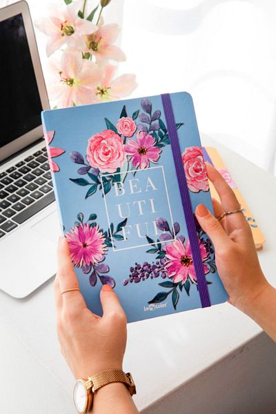 Le Color Floral Notebook Checkered Blue 17x24 Cm