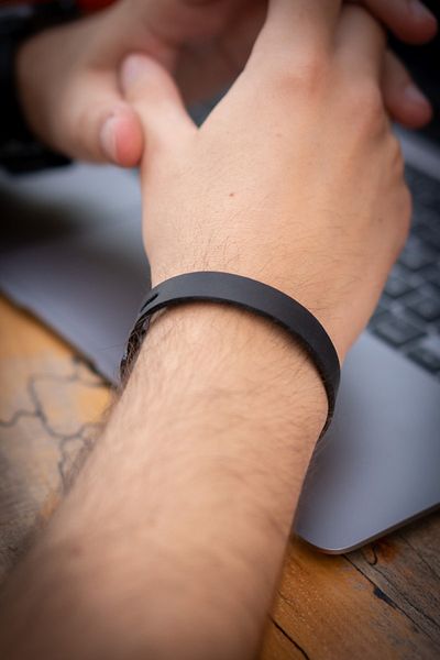 minimal X design Leather Bracelet 17-19 Cm Wrist Circumference - Black Crazy - Real Leather Handmade - Minimalist