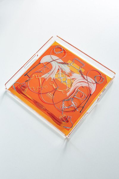 Queen Bee İstanbul Equestrian Pattern Plexiglass Tray 33cm X 33 Cm