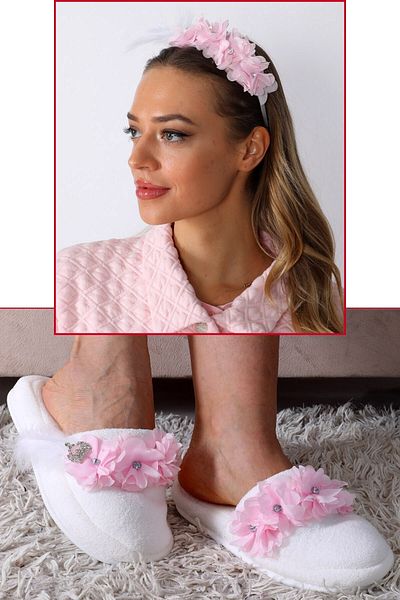 lohusahamile Pink Lotus Maternity Crown and Maternity Slippers Set