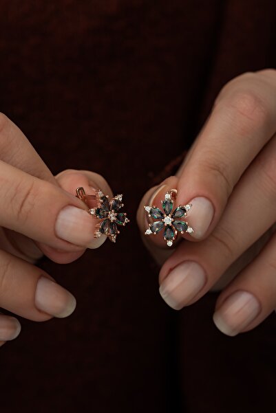 Nereze 925 Ayar Mistik Topaz Taşlı Çiçek Küpe Kadın Gümüş Küpe