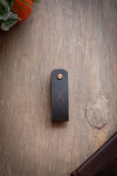 minimal X design Leather Keychain Long 2-3 Key Capacity - Chestnut Crazy - Minimalist Design