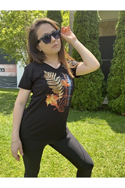 ubmbutik تي شيرت نسائي برقبة على شكل حرف V مطبوع ومطرز بالترتر بنمط أوراق الشجر