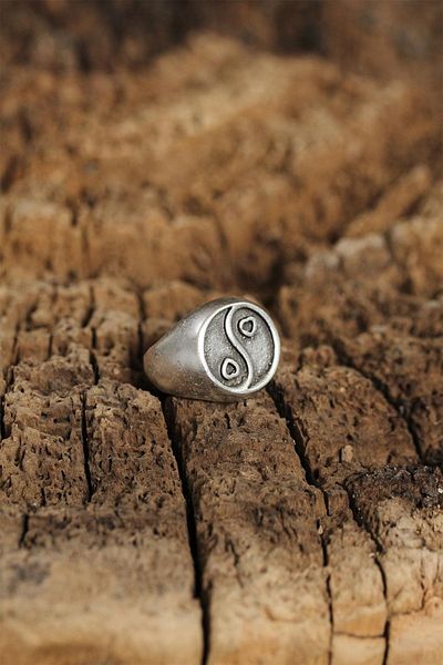 Clariss Authentic Ying-Yong Designed Adjustable Women's Ring