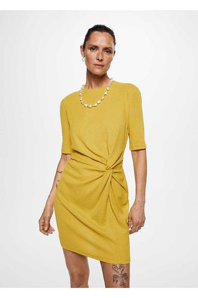 MANGO Woman Φόρεμα με βολάν με λεπτομέρειες