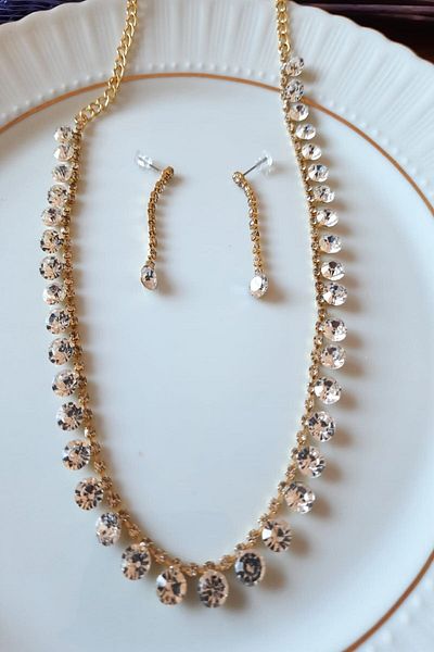 BB wikiki Waterway Evening Dress Wedding Dress Engagement Sequential Jewelled Model Necklace Earring Set