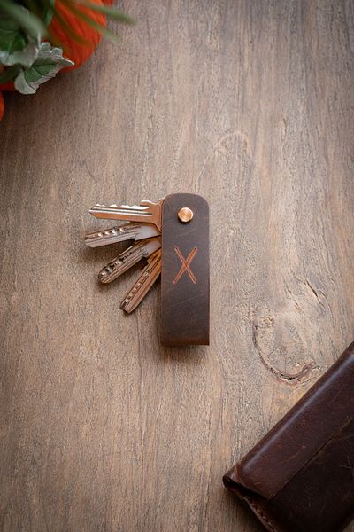 minimal X design Leather Keychain Long 3-4 Key Capacity - Tan Crazy - Minimalist Design