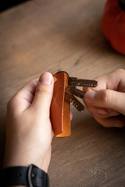 minimal X design Leather Keychain V 2-3 Key Capacity - Camel - Minimalist Design