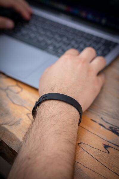 minimal X design Leather Bracelet 15-17 Cm Wrist Circumference - Black Crazy - Real Leather Handmade - Minimalist