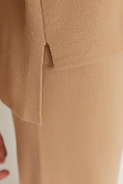 Trendyol Collection Camel állógallér kötöttáru alsó-felső szett TWOAW21AU0060