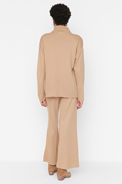 Trendyol Collection Camel állógallér kötöttáru alsó-felső szett TWOAW21AU0060