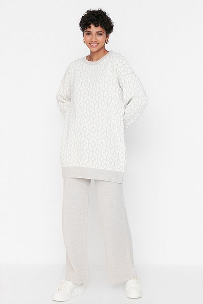 Trendyol Modest Bézs, geometrikus mintás pulóver-nadrág kötöttáru szett TCTAW23US00006