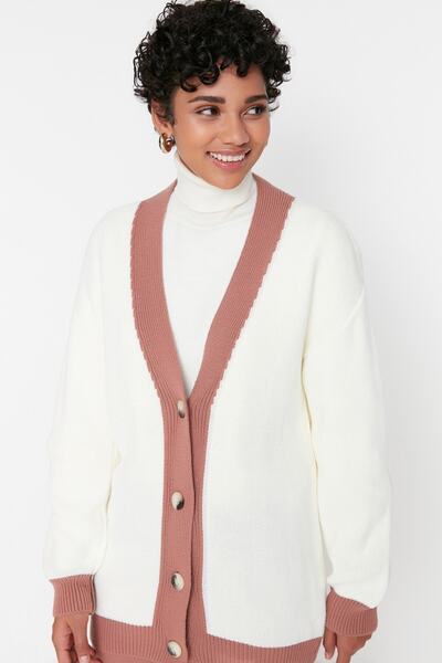 Trendyol Modest Szárított rózsa csíkos részletes kardigán-nadrág kötöttáru szett TCTAW22AU0156