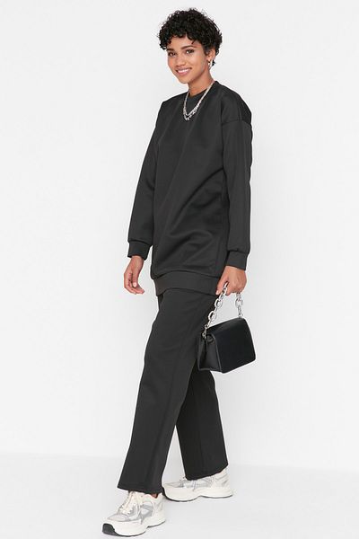 Trendyol Modest Μαύρο Crew Neck Scuba Πλεκτό Σετ φόρμας TCTAW23EN00004
