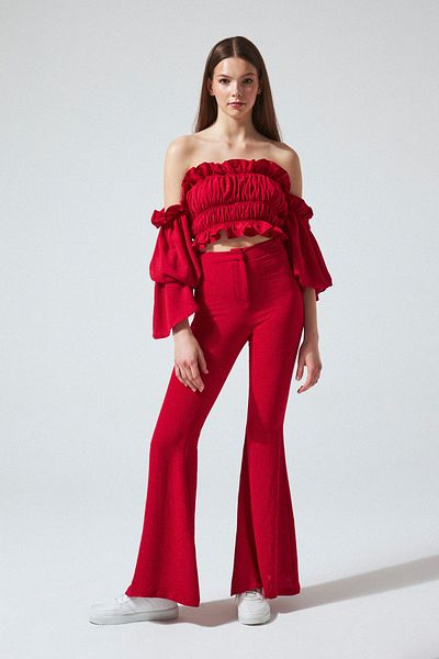 BERFUĞ KIRAN Elastic Strapless Gathered Sleeves Short Crop Red
