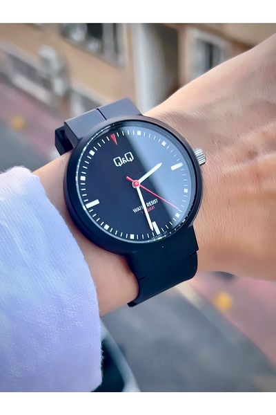 Q&Q Unisex Wristwatch Silicone Cord Waterproof Sports Model