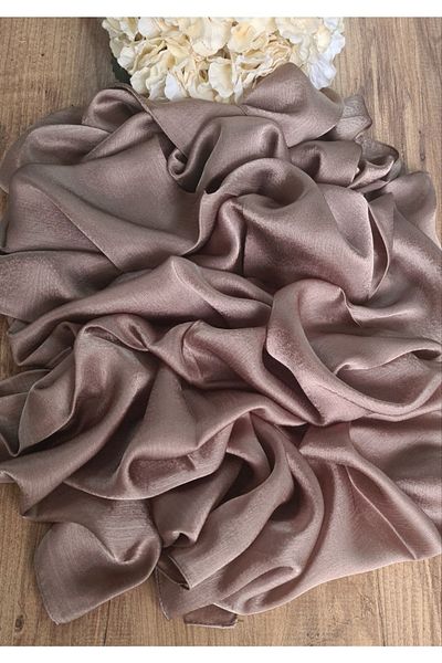 Nilbutik Shiny Shawls with Janjan
