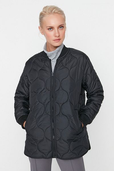 Trendyol Collection Winterjacke - Schwarz - Basic