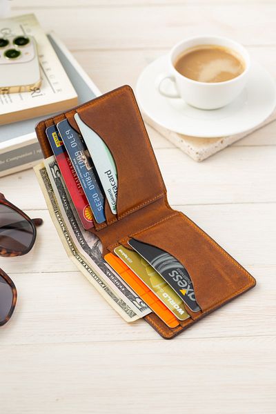 Conceria Pelle Genuine Leather Sports Wallet & Card Holder