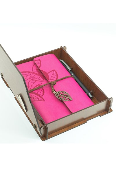 Yaprak Hediyelik Kişiye Özel Isim Baskılı Ahşap Kutulu Defter Kalem Seti