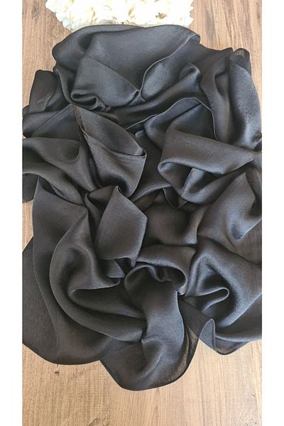 Nilbutik Shiny Shawls with Janjan