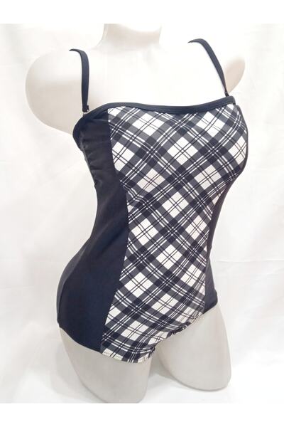 MasmaviMilla Kadın Siyah Beyaz Ön Tarafı Baklava Desenli Straplez Mayo