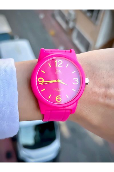 Q&Q Unisex Wristwatch Silicone Cord Waterproof Sports Model