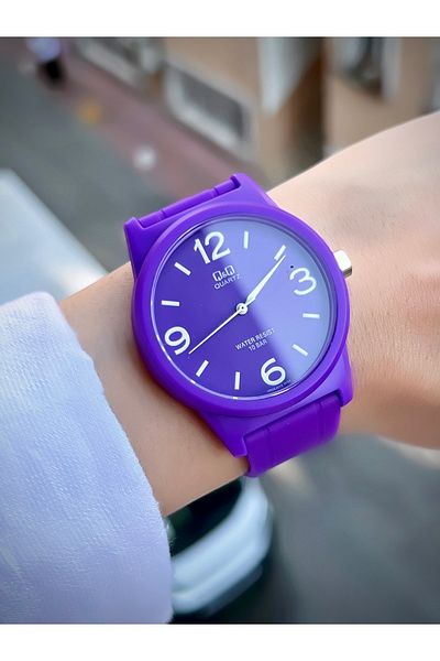 Q&Q Unisex Wristwatch Silicone Cord Waterproof Sports Model