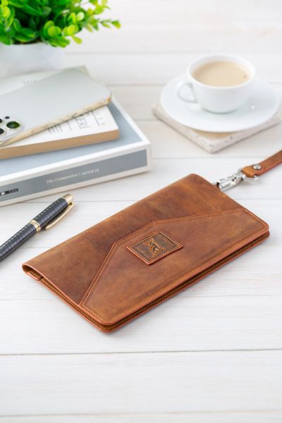 Conceria Pelle Genuine Leather Swanky Unisex Card Holder & Wallet with Phone Compartment