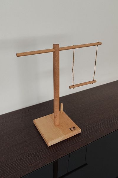 K&G foot rest مجثم الببغاء الخشبي مع أرجوحة وعصا التحكم